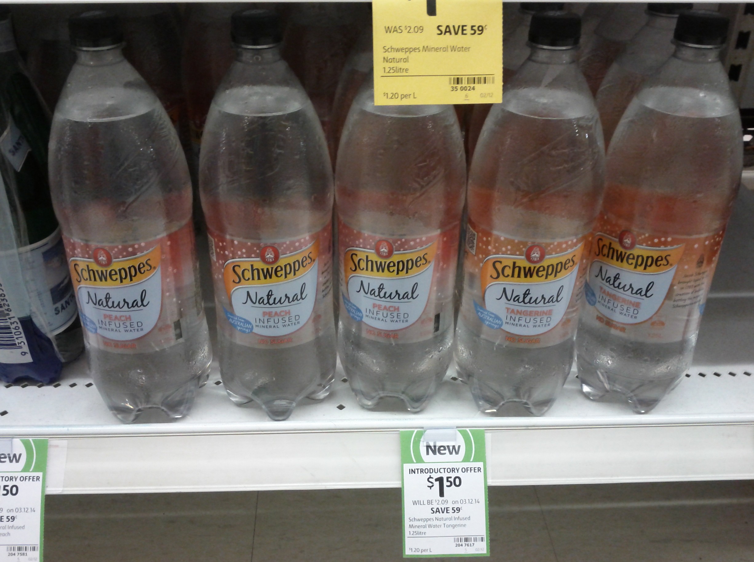 Schweppes 1.25L Natural Peach Infused, Tangerine