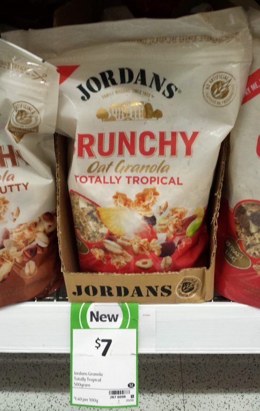 Jordans 500g Crunchy Oat Granola Totally Tropical