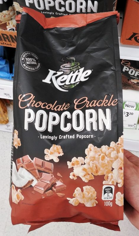 Kettle 100g Popcorn Chocolate Crackle Close Up