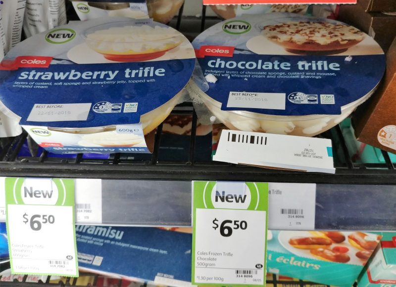 Coles 500g Trifle Strawberry, Chocolate
