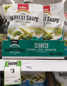 Calbee 85g Harvest Snaps Baked Pea Crisps Seaweed